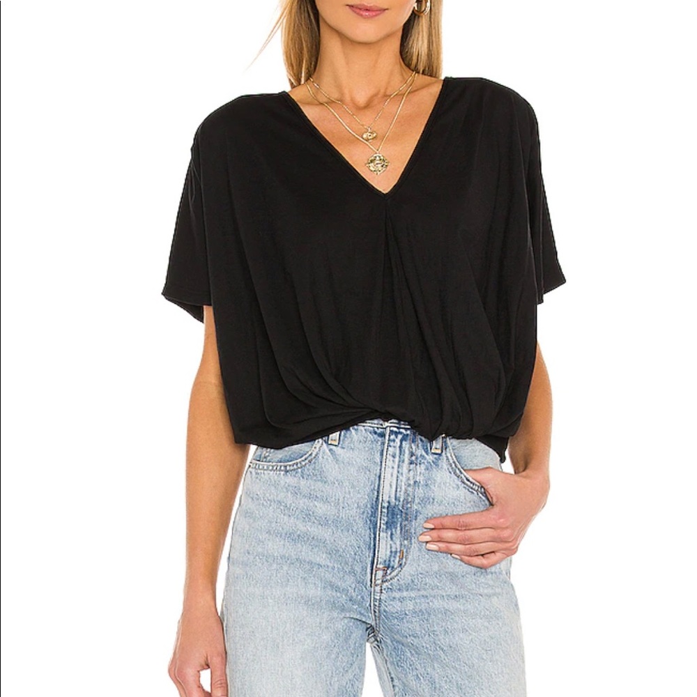Bobi LA knot tee